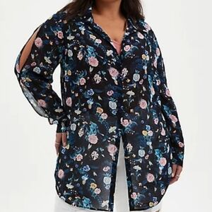Torrid Disney Alice Flowers Cold Shoulder Tunic Black 1X